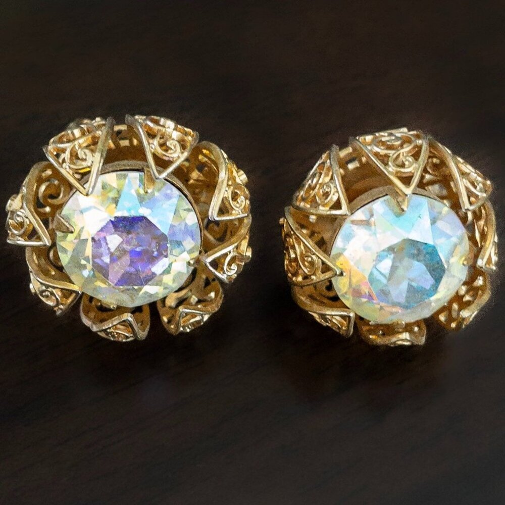 Vintage Judy Lee Filigree Clip On earrings Aurora Borealis Crystal Rhinestone